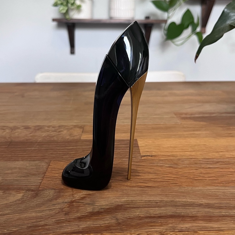 CAROLINA HERERRA GOOD GIRL PERFUME